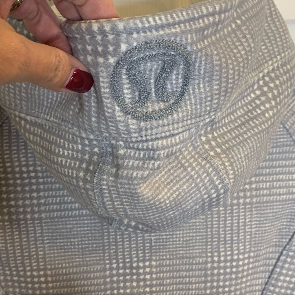 Lululemon Scuba hoodie sweatshirt Heathered Gray Size 4 - Picture 3 of 10